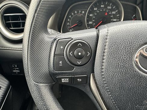 Used 2014 Toyota RAV4 XLE image 21