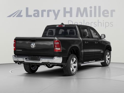Used 2023 RAM 1500 Laramie AWD/4WD image 2