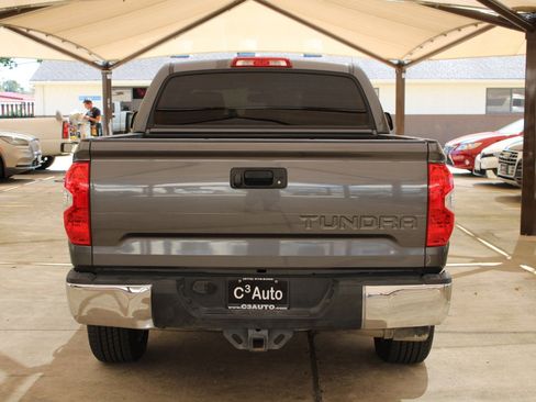 Used 2016 Toyota Tundra SR5 image 10
