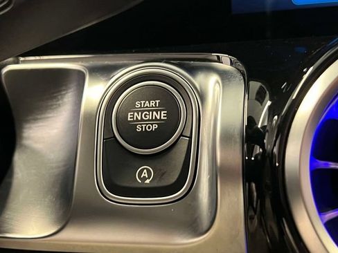 Certified 2026 Mercedes-Benz GLB 250 4MATIC image 31