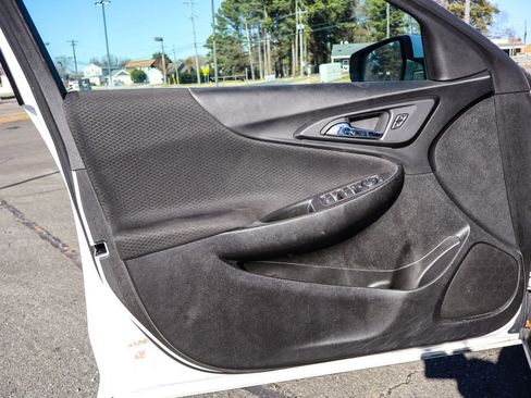 Used 2023 Chevrolet Malibu LT image 34