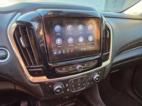 Used 2021 Chevrolet Traverse Premier w/ Redline Edition AWD/4WD image 14