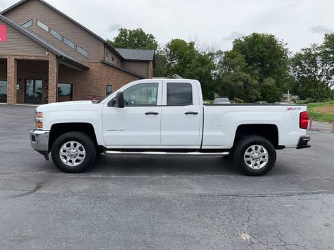 Used 2015 Chevrolet Silverado 2500 LT w/ Z71 Package, Off-Road AWD/4WD image 2