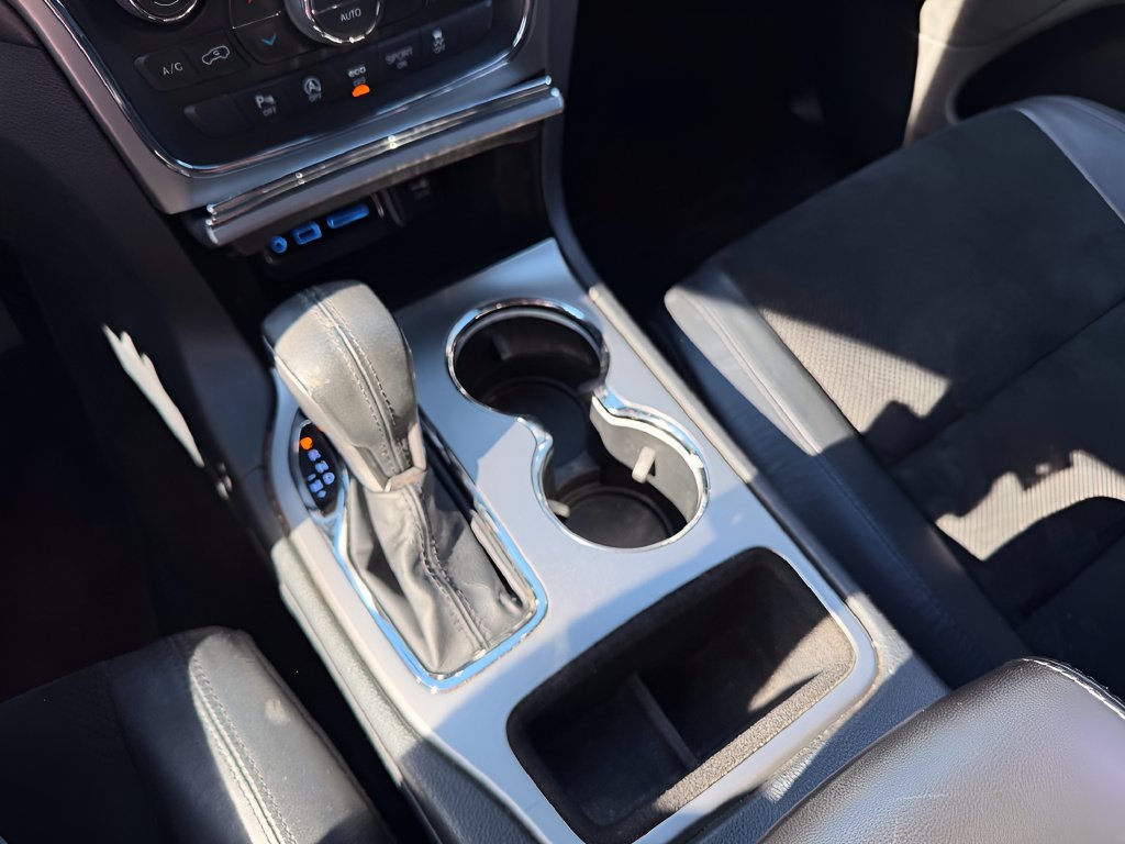 Used 2017 Jeep Grand Cherokee Altitude AWD/4WD image 29