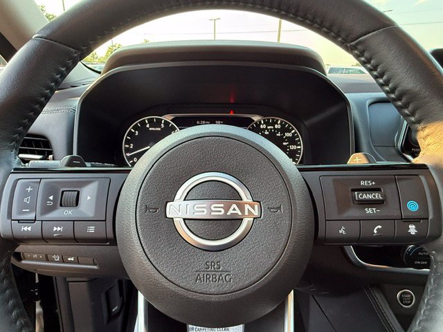 Used 2023 Nissan Rogue SL AWD/4WD image 15