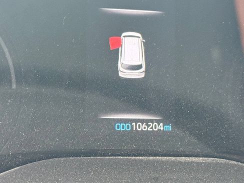Used 2023 Toyota Sienna LE AWD/4WD image 13