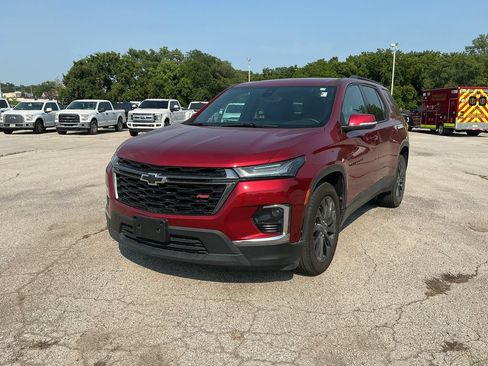 Used 2023 Chevrolet Traverse RS w/ LPO, Floor Liner Package AWD/4WD image 1