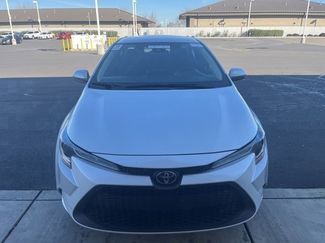 Used 2021 Toyota Corolla LE video 2