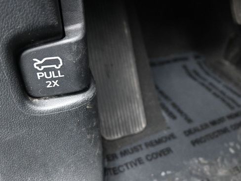 Used 2023 Ford Explorer Limited image 22