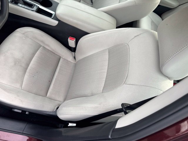 Used 2025 Nissan Altima 2.5 SV FWD image 11