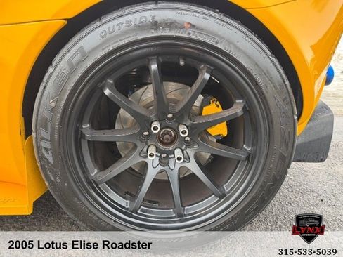 Used 2005 Lotus Elise image 12