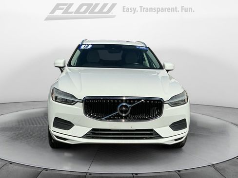Used 2018 Volvo XC60 T5 Momentum image 3
