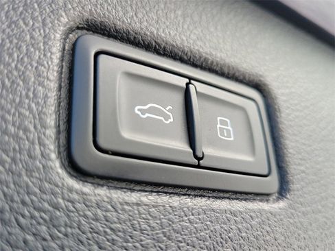 Used 2023 Audi Q7 2.0T Premium Plus w/ Premium Plus Package image 12