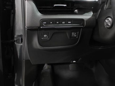 Certified 2021 Cadillac Escalade Premium Luxury image 6