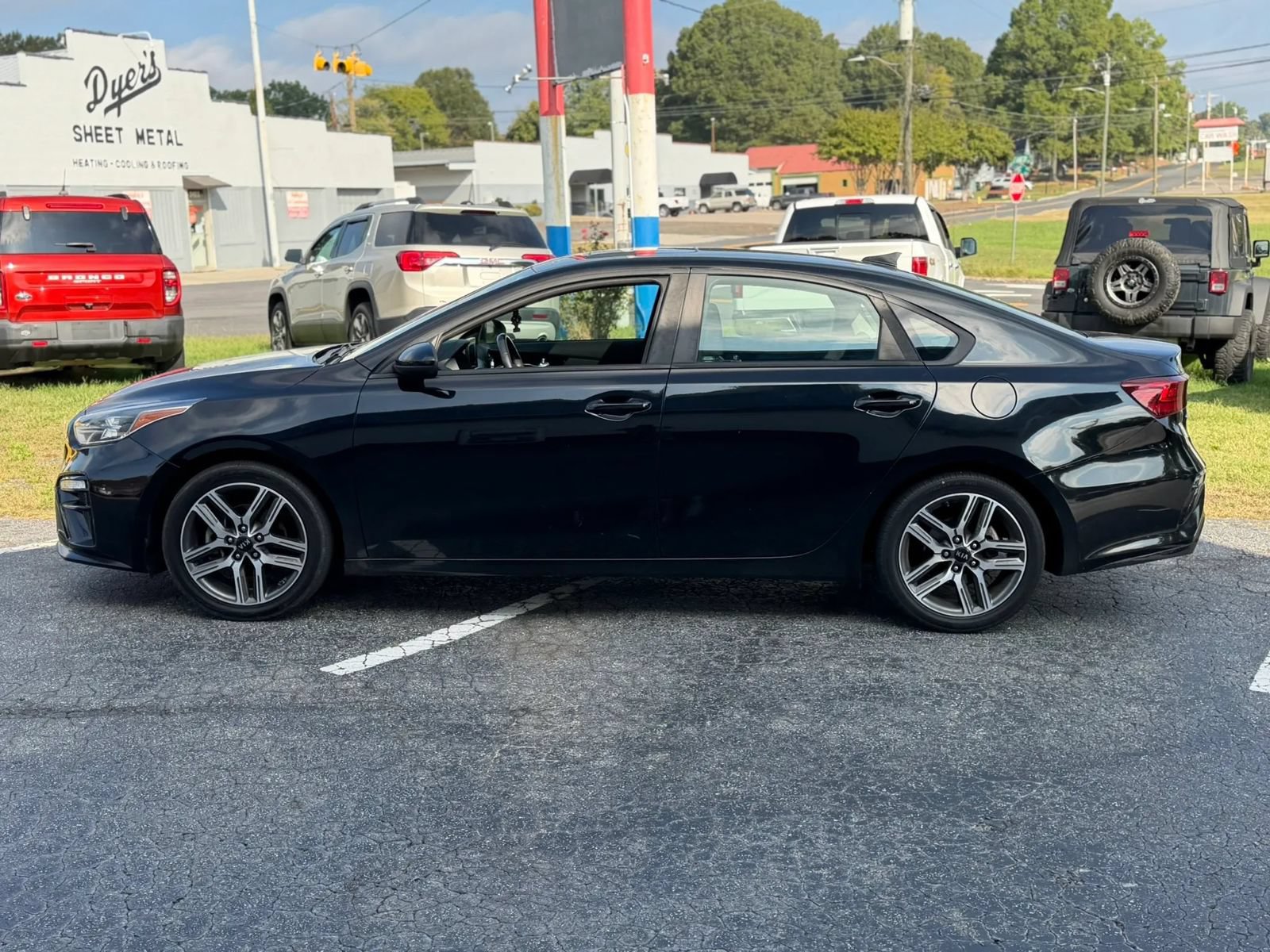 Used 2019 Kia Forte S w/ S Premium Package FWD image 8