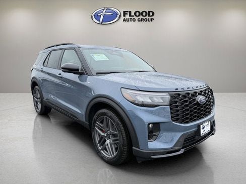 New 2026 Ford Explorer ST-Line w/ ST-Line Street Pack image 1