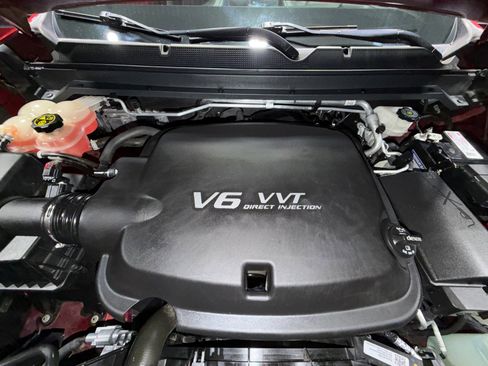 Used 2019 Chevrolet Colorado LT w/ LT Convenience Package image 22