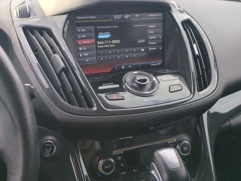 Used 2015 Ford Escape Titanium w/ Canadian Touring Package image 28