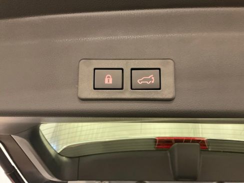 New 2025 Subaru Ascent Touring image 27