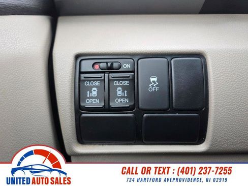 Used 2011 Honda Odyssey EX image 19