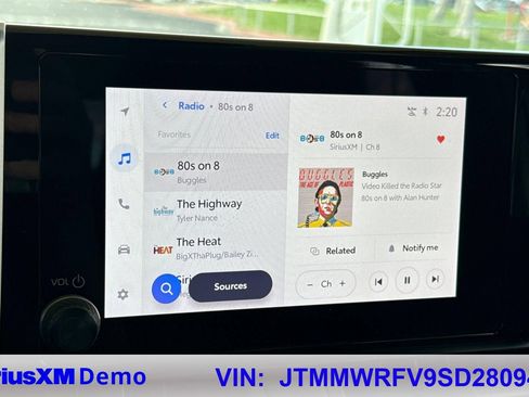 Certified 2025 Toyota RAV4 LE image 34