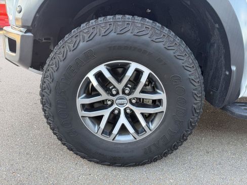 Used 2018 Ford F150 Raptor w/ Equipment Group 802A Luxury AWD/4WD image 27