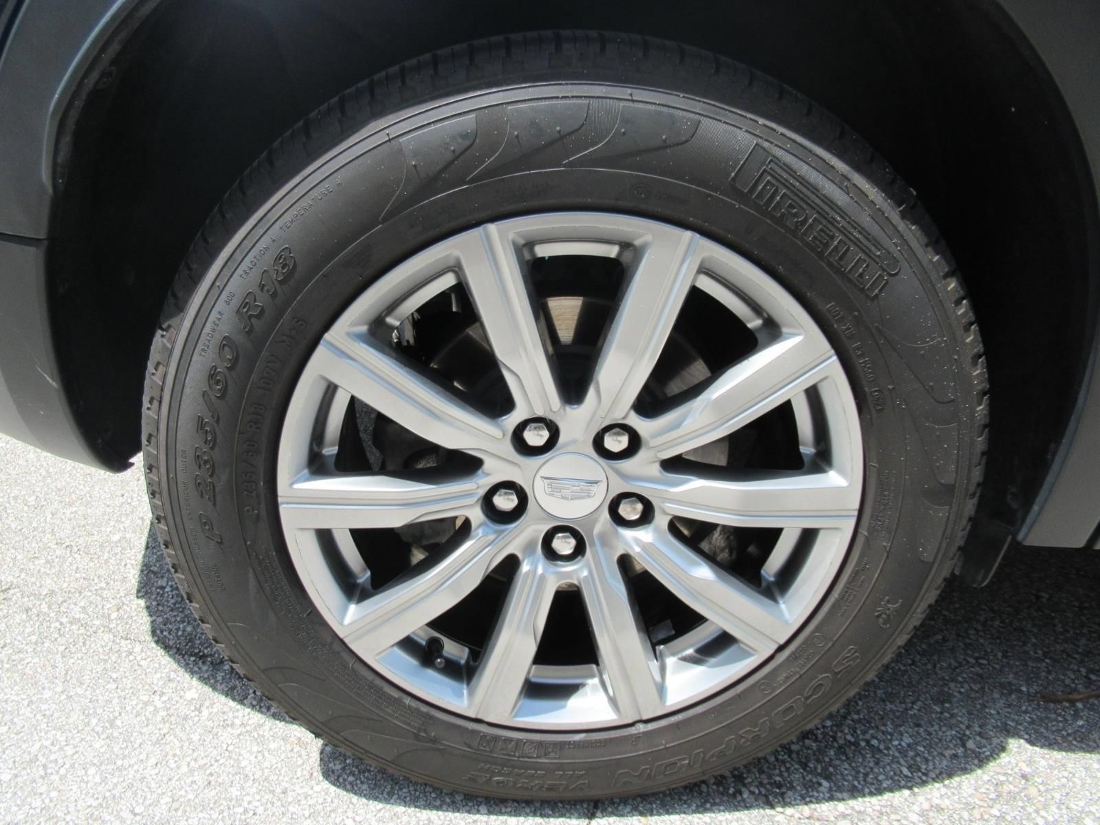 Used 2020 Cadillac XT4 Premium Luxury w/ Driver Awareness Package FWD image 7