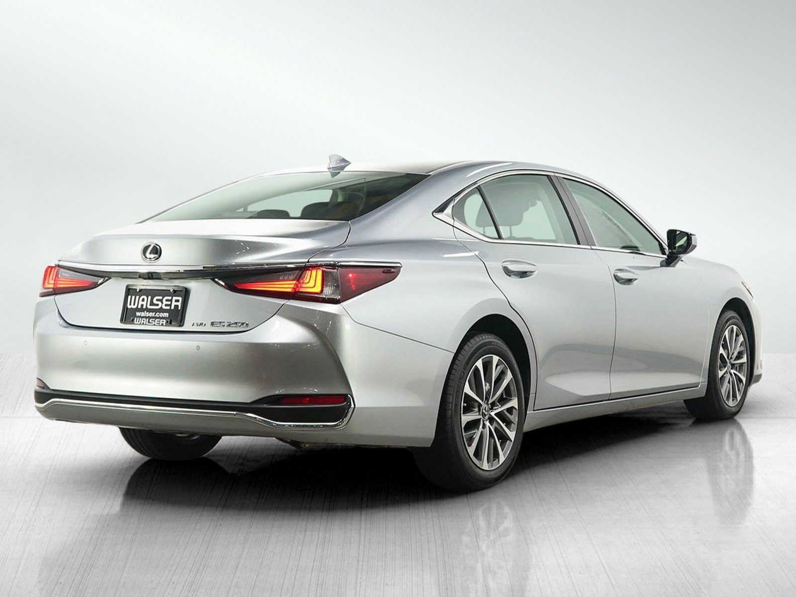 Used 2023 Lexus ES 250 w/ Premium Package AWD/4WD image 5