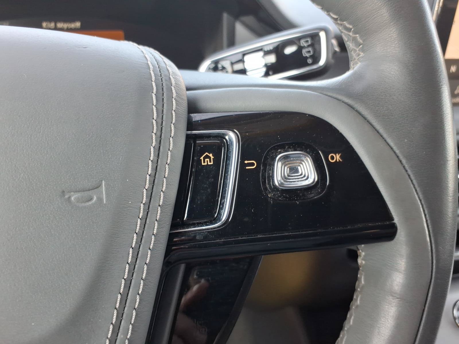 Used 2020 Lincoln Aviator Reserve w/ Equipment Group 202A AWD/4WD image 18