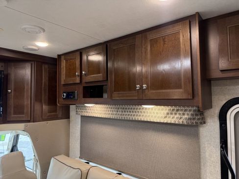 Used 2019 Ford E-450 and Econoline 450 Super Duty w/ Motorhome Prep Package RWD image 52