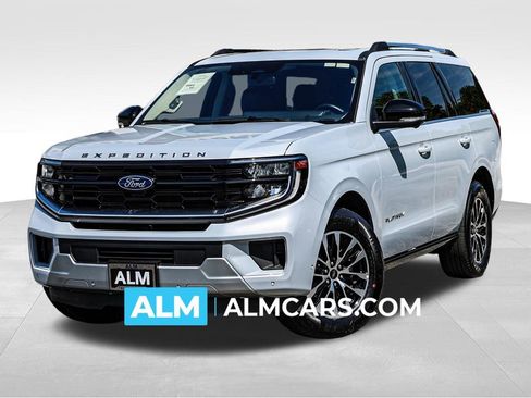 Used 2025 Ford Expedition Platinum AWD/4WD image 1