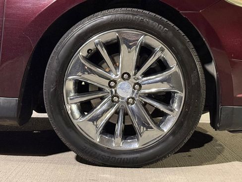 Used 2011 Ford Taurus Limited w/ 301A Rapid Spec Order Code image 11