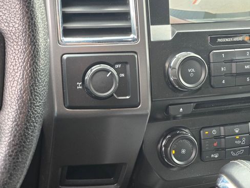 Used 2015 Ford F150 XLT w/ Equipment Group 302A Luxury image 36