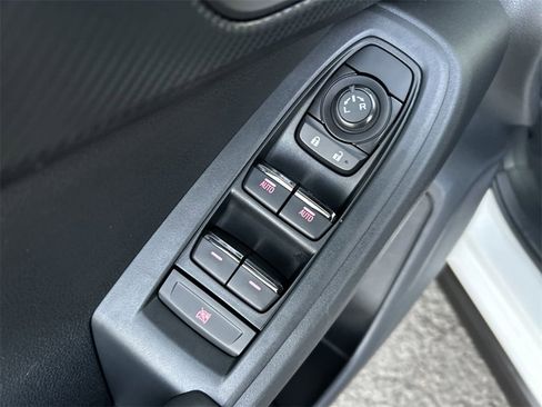 Certified 2025 Subaru Crosstrek 2.5i Premium image 16