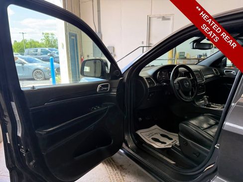 Used 2019 Jeep Grand Cherokee Limited w/ Luxury Group II AWD/4WD image 12