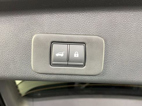 New 2025 Nissan Murano SV image 33