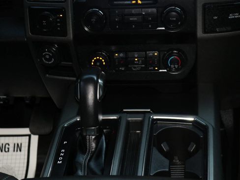 Used 2019 Ford F150 Raptor w/ Equipment Group 801A Mid image 39