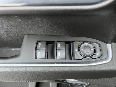 Used 2023 GMC Sierra 1500 Elevation image 16