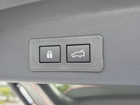 New 2026 Subaru Ascent Limited AWD/4WD image 16