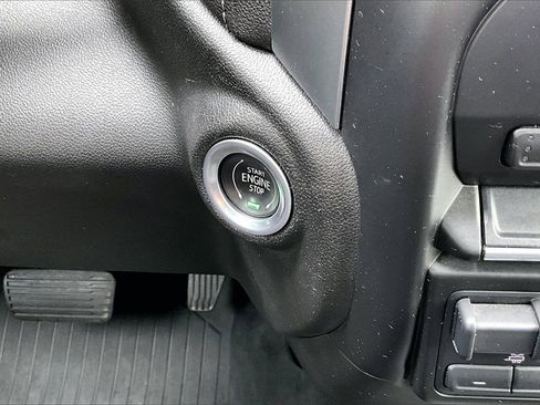 Used 2021 Chevrolet Silverado 1500 RST image 25