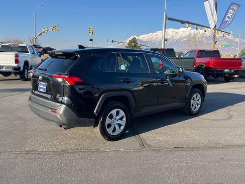Used 2024 Toyota RAV4 LE image 9