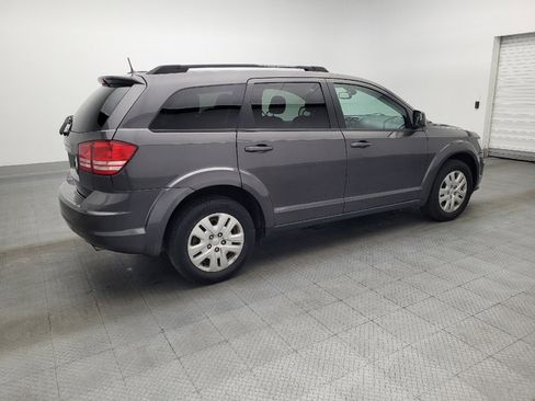 Used 2019 Dodge Journey SE image 10