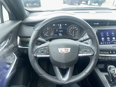 Used 2020 Cadillac XT4 Sport image 28