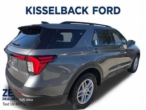 New 2026 Ford Explorer Active RWD image 4