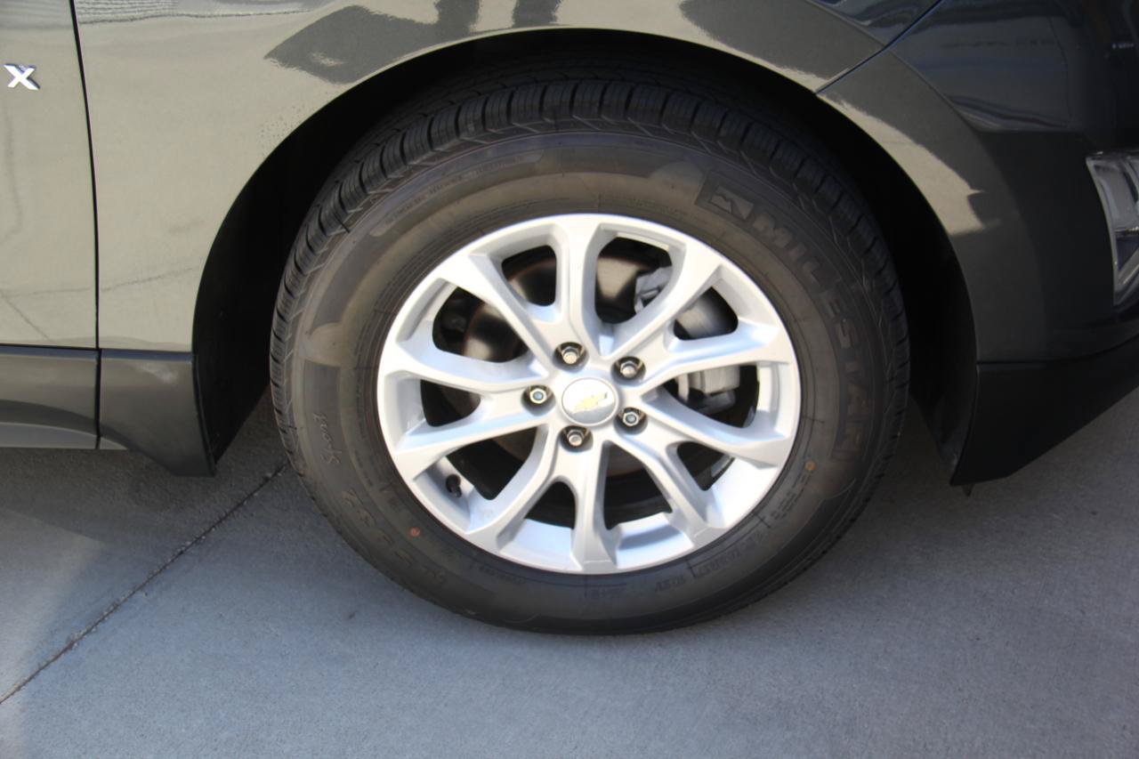 Used 2020 Chevrolet Equinox LT FWD image 28