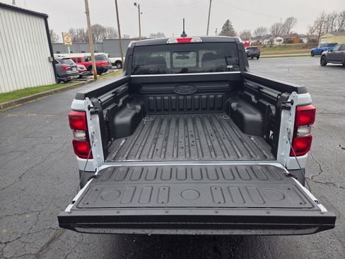 New 2026 Ford Maverick Lariat w/ Black Appearance Package AWD/4WD image 18
