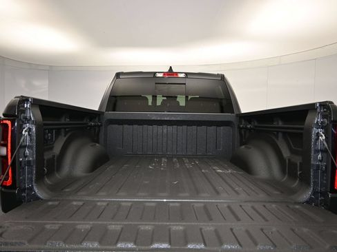 New 2026 RAM 1500 Big Horn w/ Night Edition AWD/4WD image 23