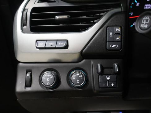 Used 2016 Chevrolet Tahoe LTZ image 31