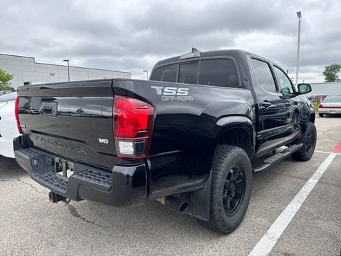 Used 2023 Toyota Tacoma SR AWD/4WD image 3