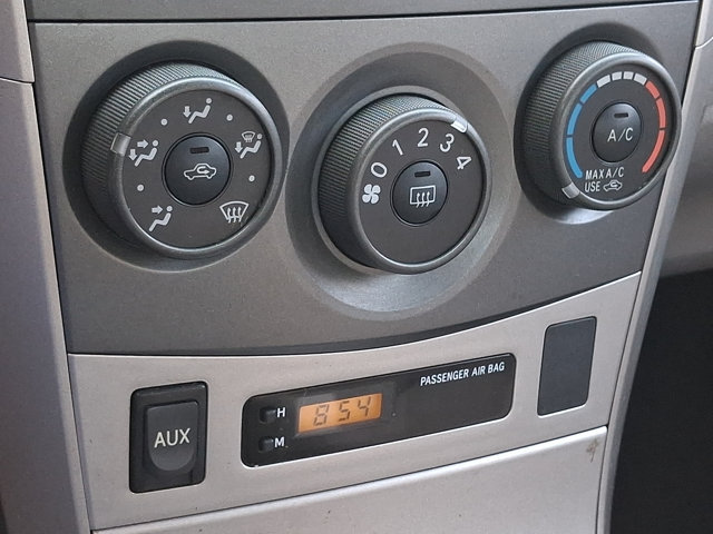 Used 2011 Toyota Corolla LE w/ Preferred Accessory Pkg FWD image 15